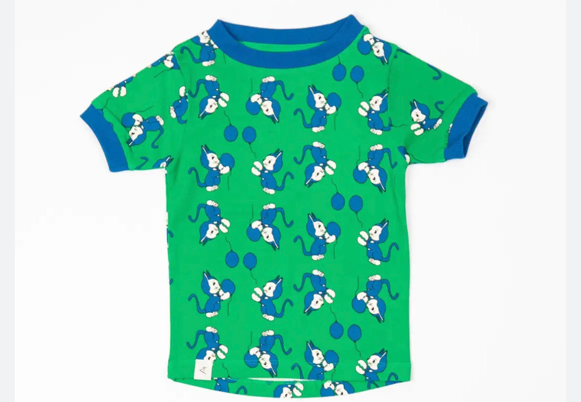shop-online-and-get-your-favourite-alba-bella-tshirt-cat-and-the-balloon-sale_0.jpg